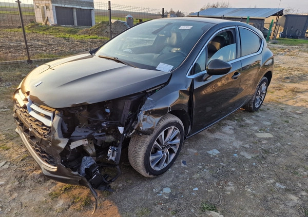 Citroen DS4 cena 19900 przebieg: 125584, rok produkcji 2014 z Suraż małe 254